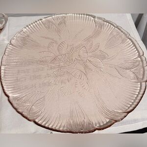 Arcoroc pink “Canterbury Crocus” serving plate 12.75” France